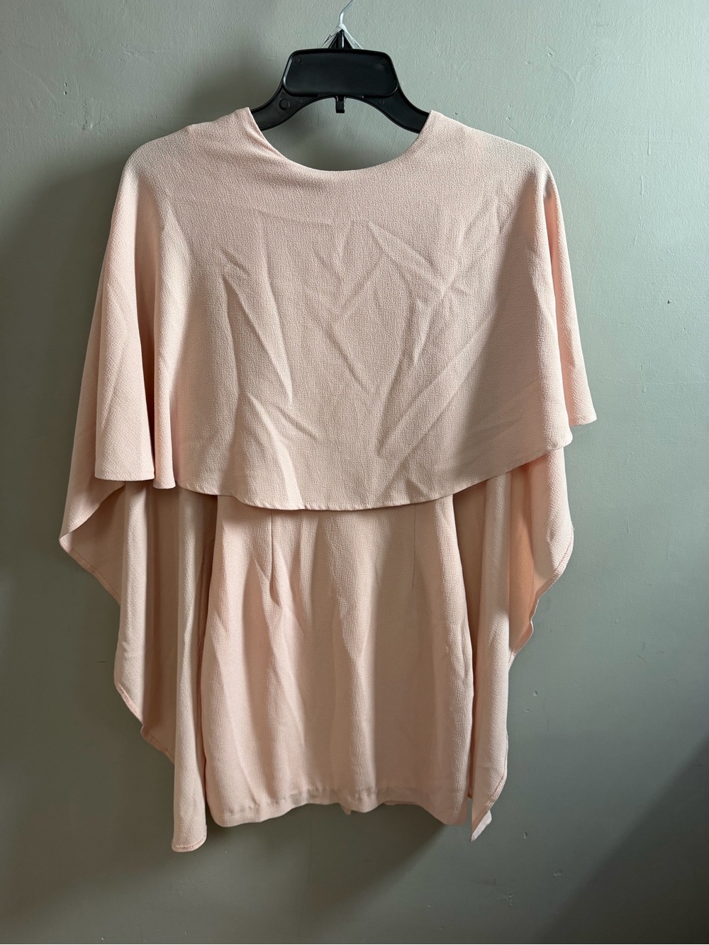 Lulu’s Women's Blush Pink Cape Sleeve Deess